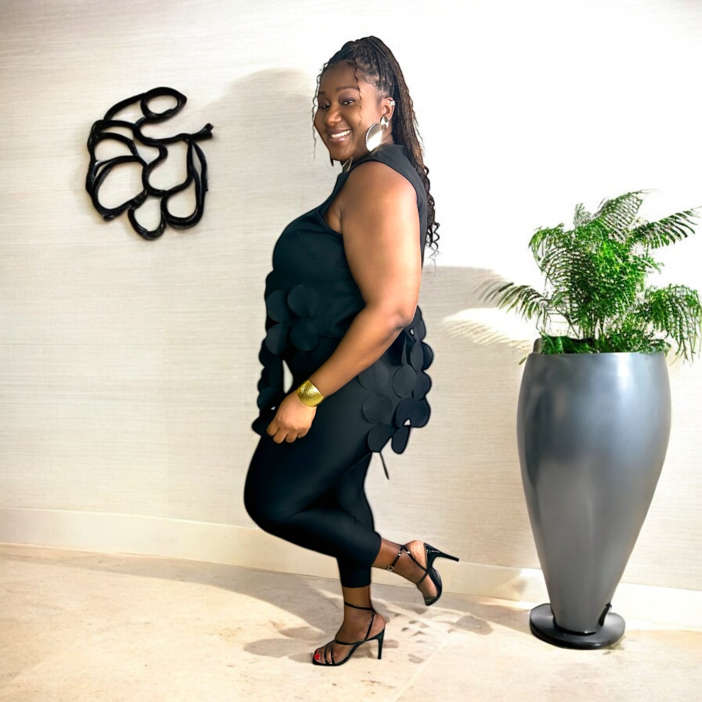Circle Chic Sleeveless Top